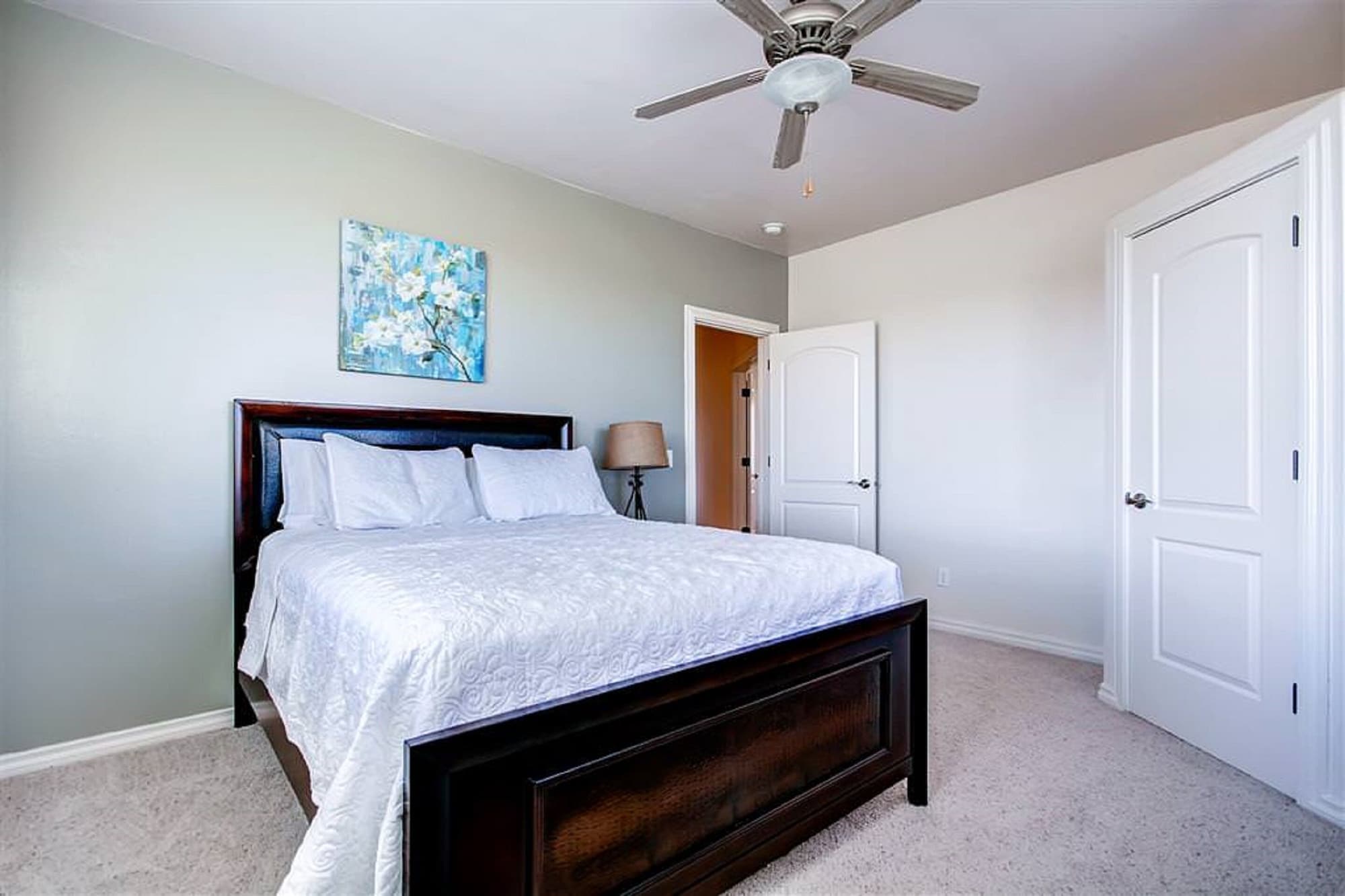 Multiple Bedrooms, Family, House, 1 King and 2 Queen Beds, Mountain View