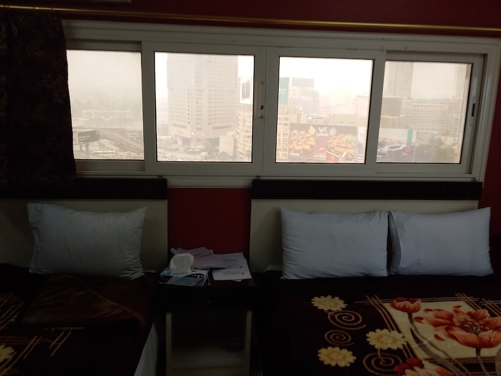 Isis Hotel 2 - Hostel 30/50
