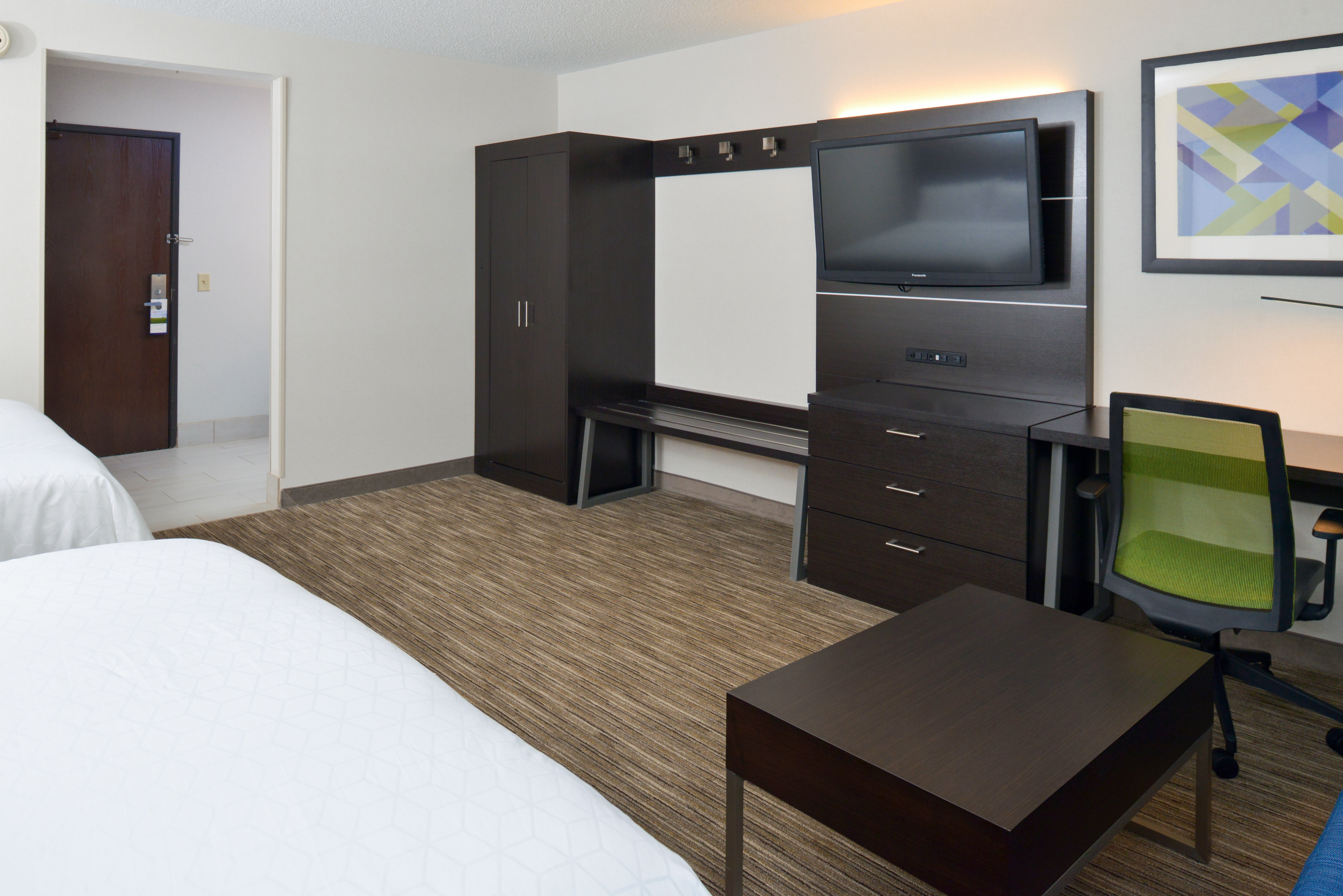 Holiday Inn Express Wixom 7/29