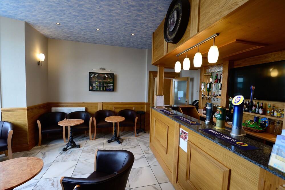 Four Saints Brig Y Don Hotel 25/30