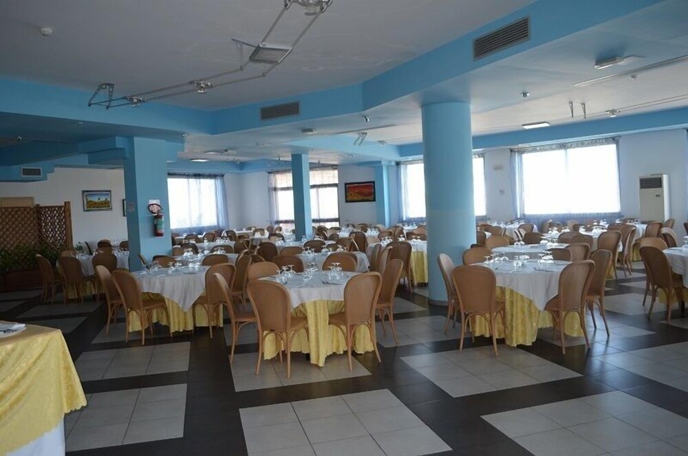 CLUB ESSE SELINUNTE BEACH 28/42