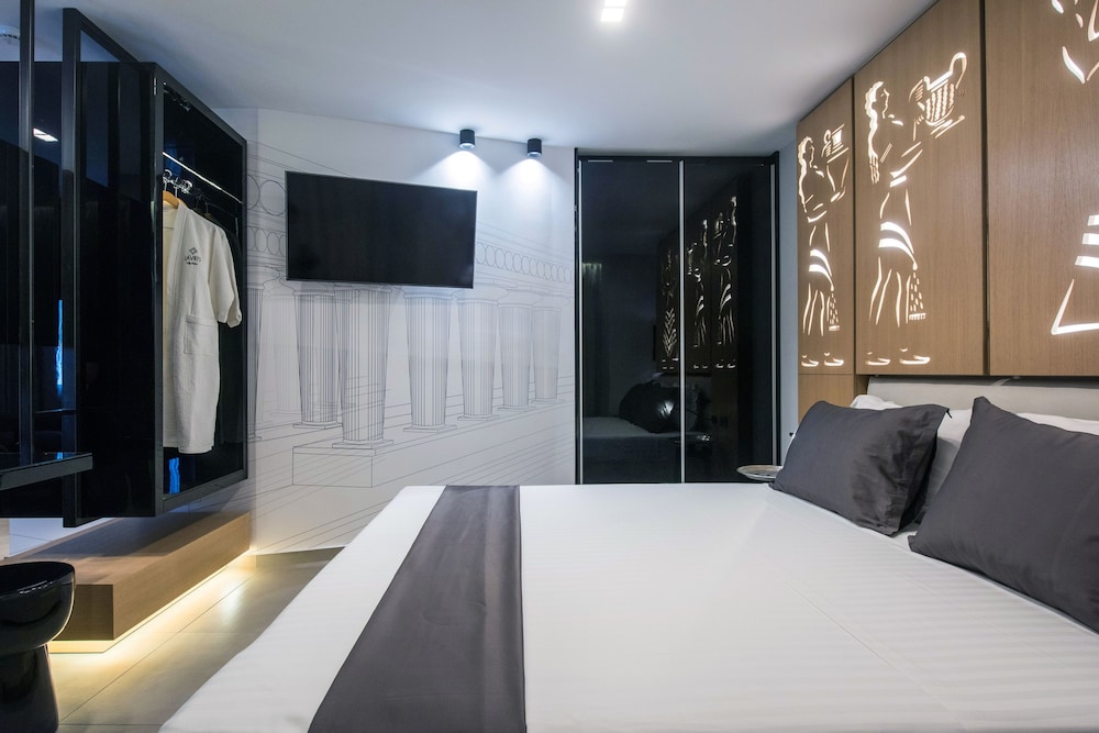 Lavris City Suites 4/50
