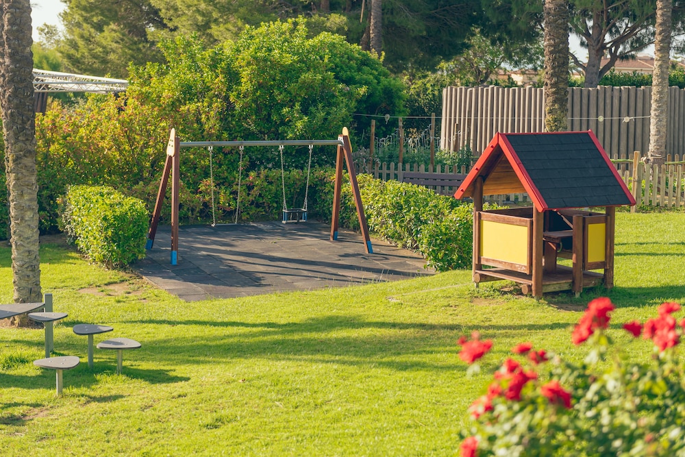 Holiday Village Bonavista de Bonmont 72/74