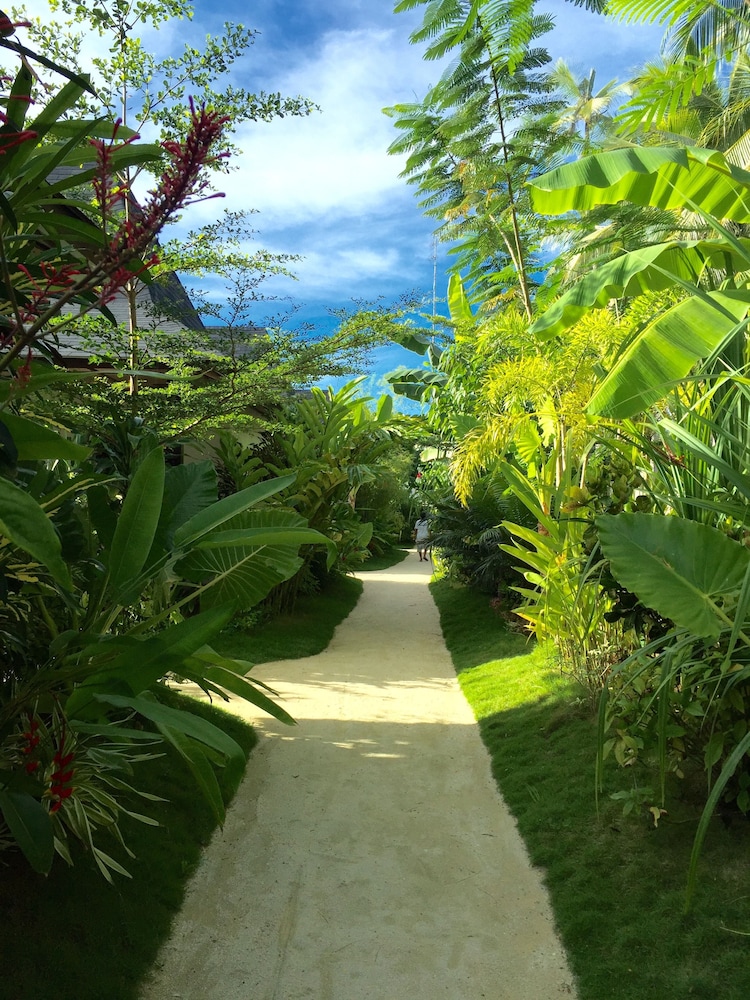 Siargao Bleu Resort And Spa 35/47