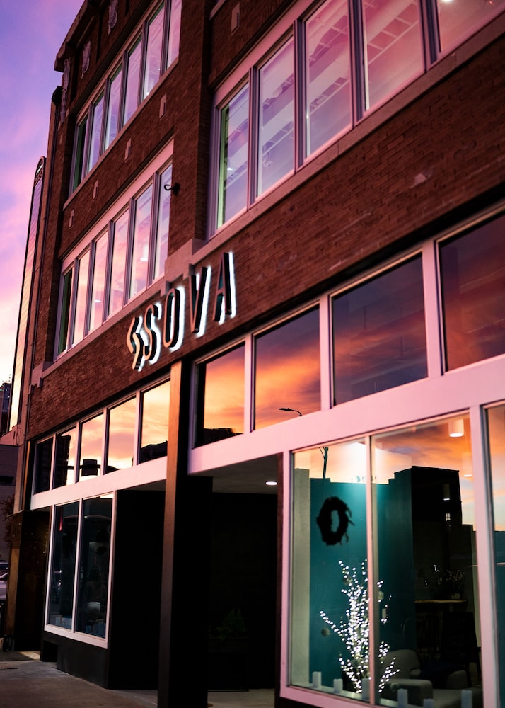 SOVA Micro-Room & Social Hotel 2/50