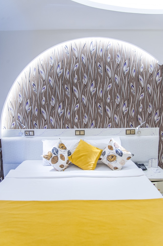 Dundar Hotel 9/48