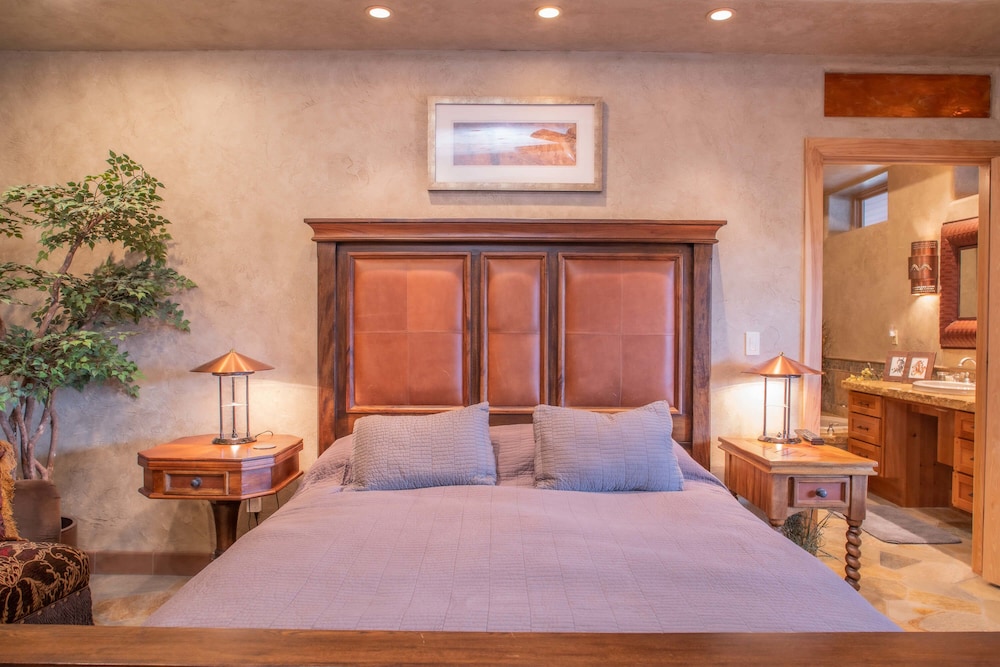 Cougar Ridge Lodge 14/79