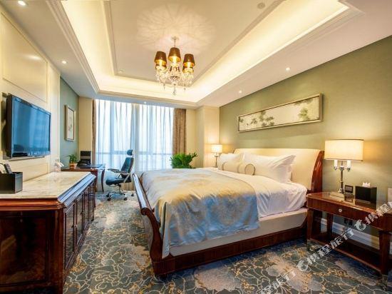 Hebei Grand Hotel VIP Tower 14/53