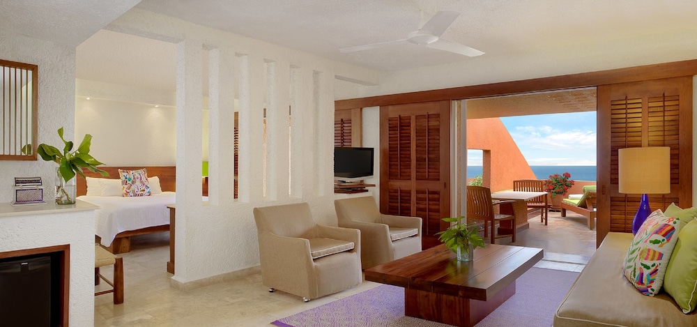 Las Brisas Ixtapa 41/74