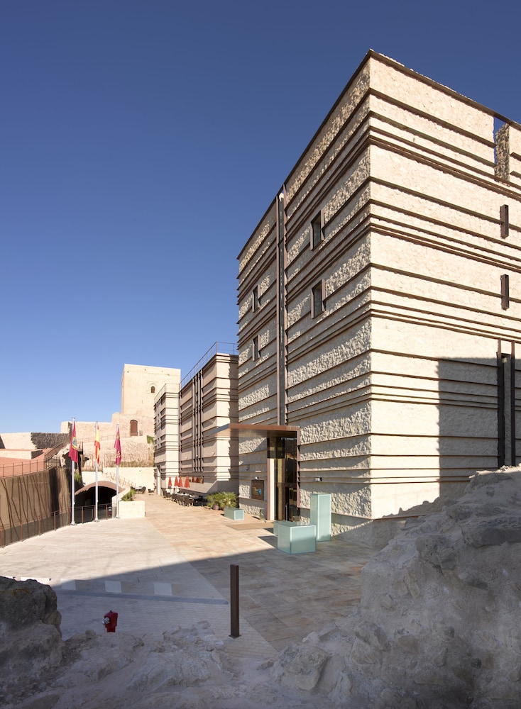 Parador de Lorca 38/50