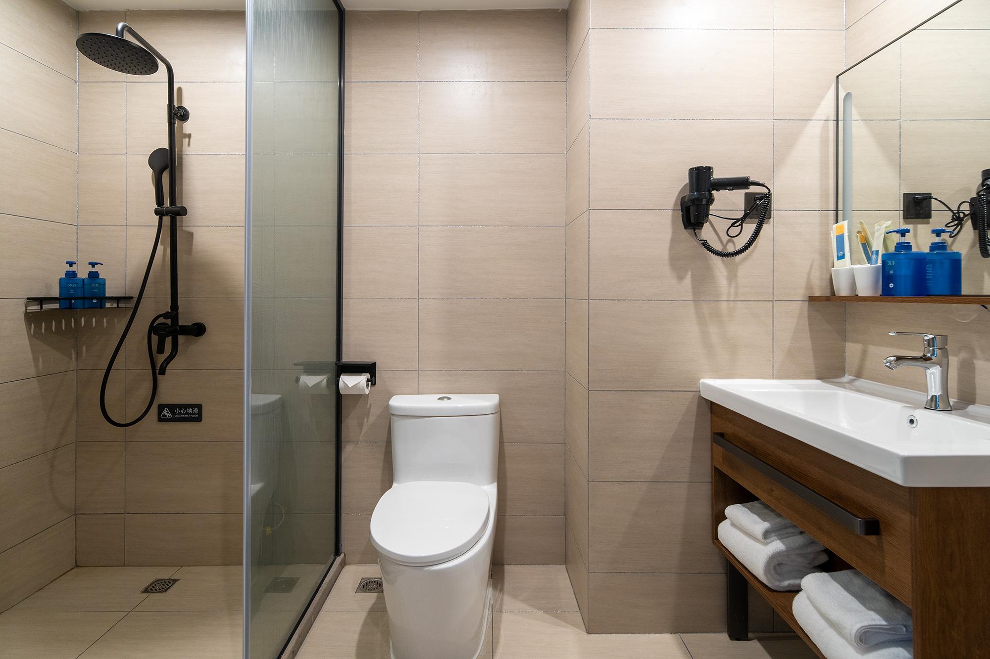 Hanting Hotel (Zhuhai Doumen Daxin Xinduhui) 24/26