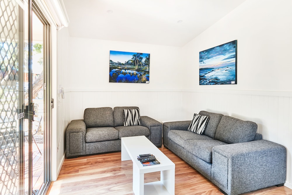ANGLESEA BEACHFRONT FAMILY CARAVAN PARK 21/50