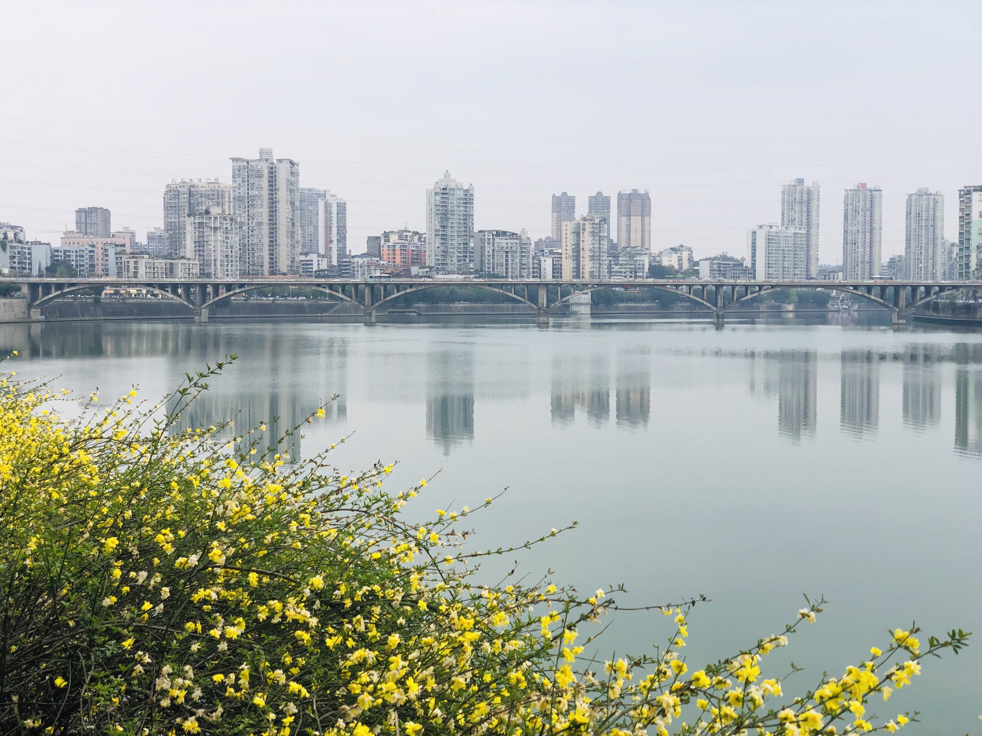 Holiday Inn Neijiang Riverside 78/81