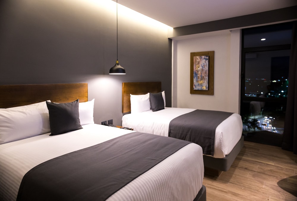 غرفة سوبيريور بسريرين مزدوجين، Gumont Guadalajara Lopez Mateos - Minerva Hotel 3/7