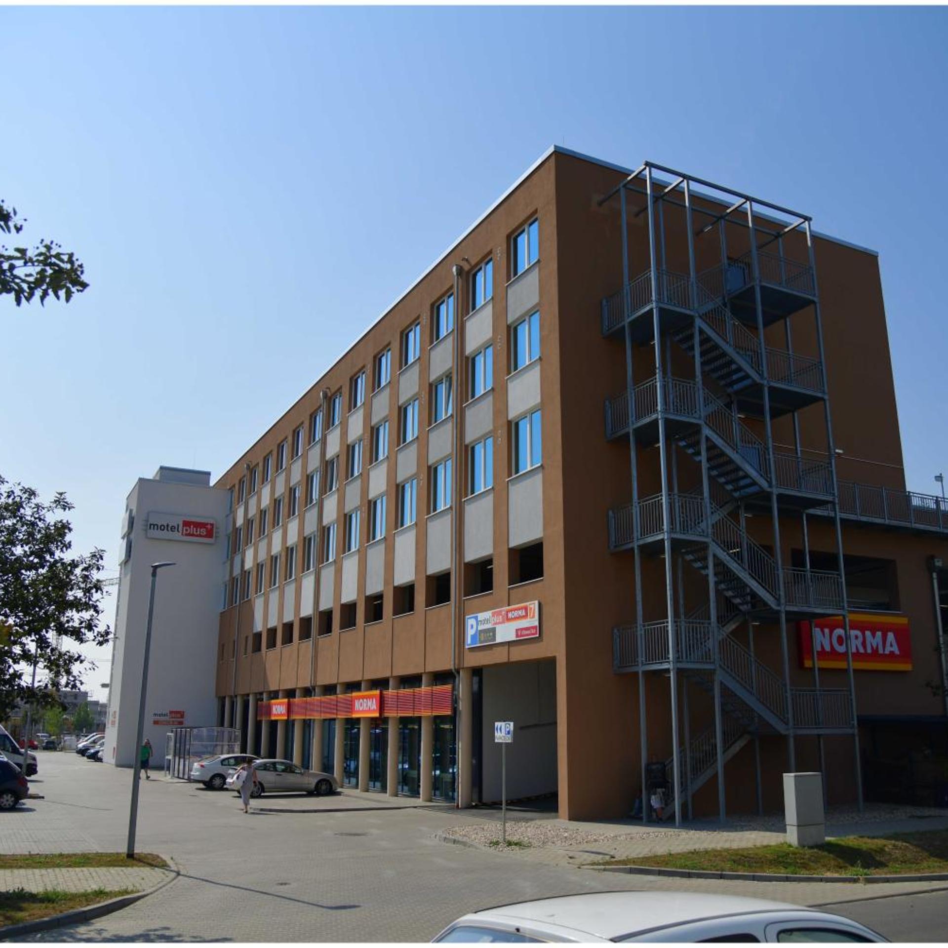 Motel Plus Schonefeld 2/25