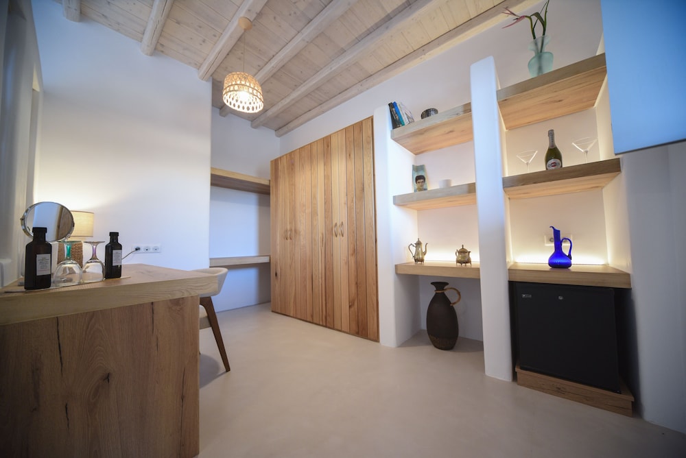 Myconian Crown Suites 13/51