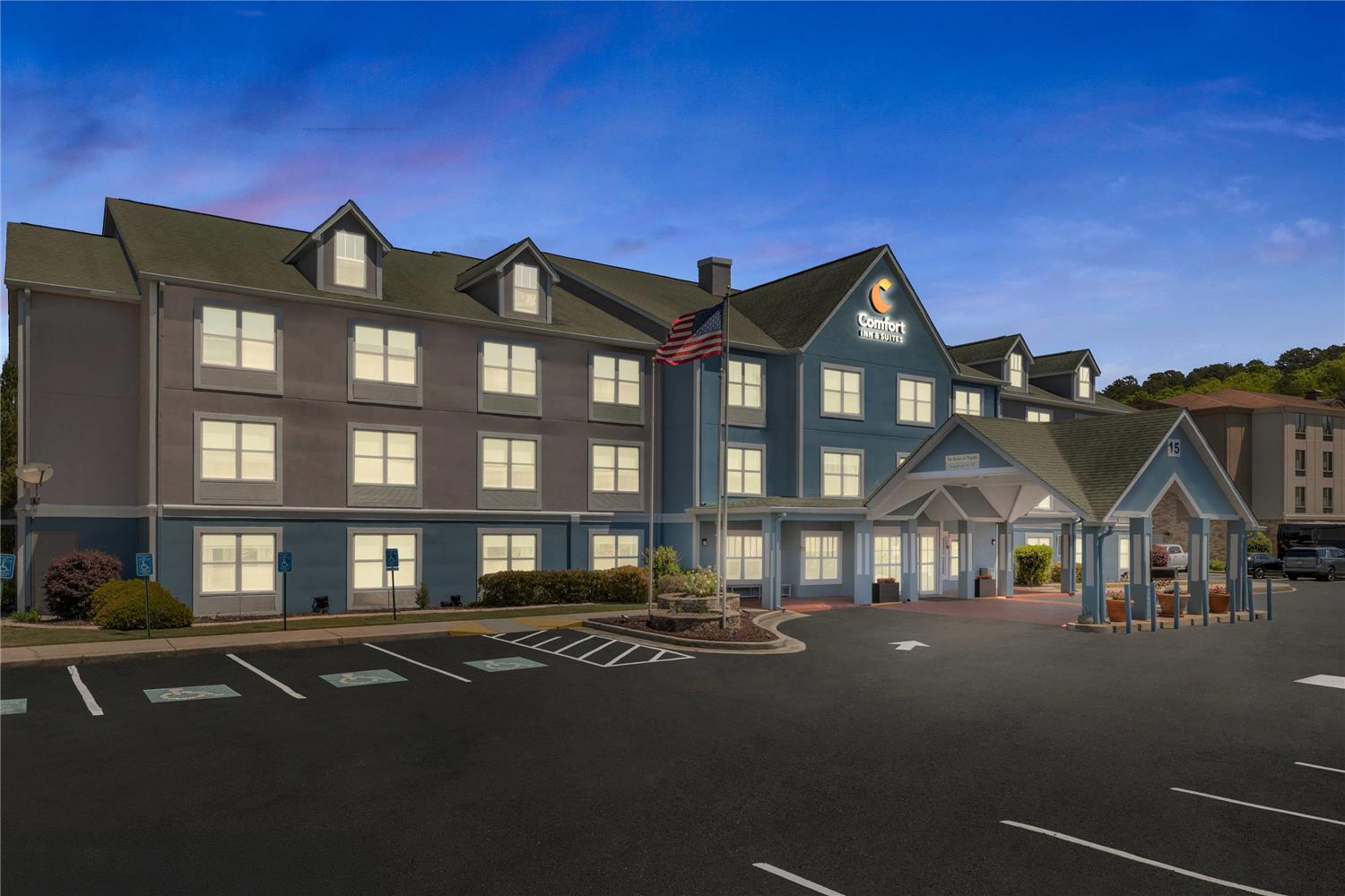 Comfort Inn & Suites Rome South, GA 3/18