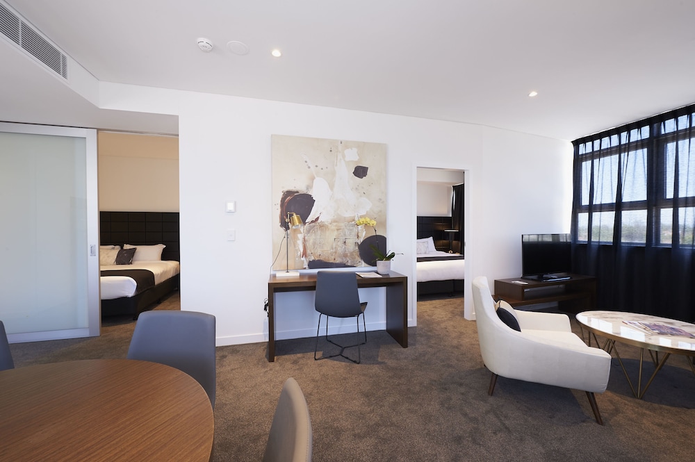 Silkari Suites Chatswood 37/65