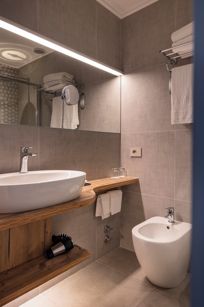 Linta Hotel Wellness And Spa 71/71