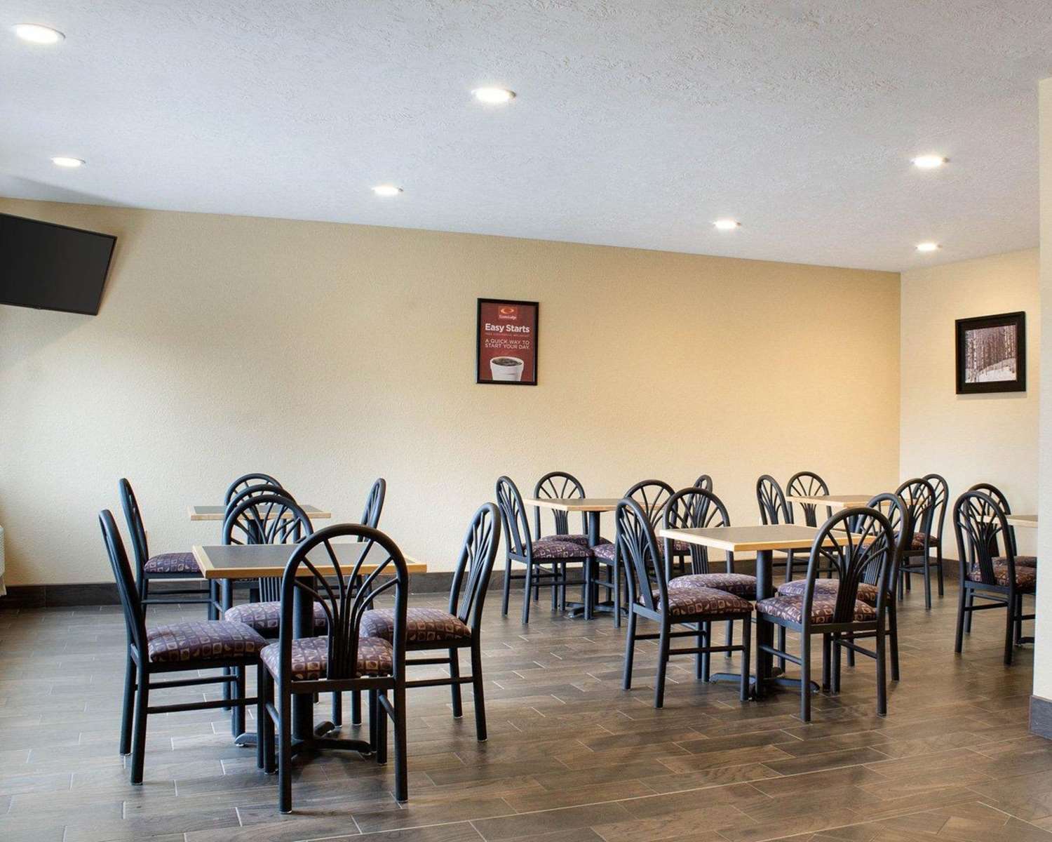 Comfort Inn Yankton SD 16/23