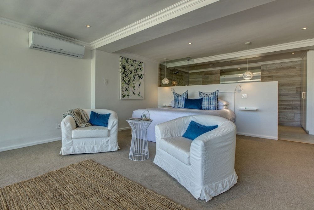 Amanzi Island Boutique Hotel 33/77