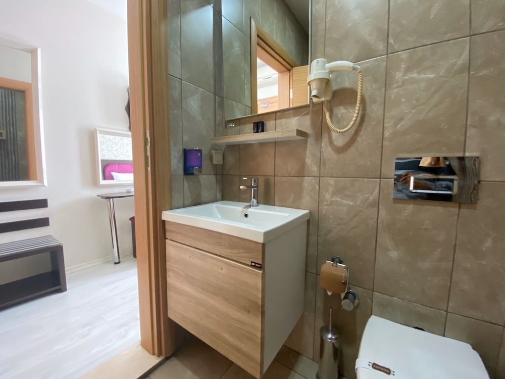 Niconya Port Suite Hotel 64/64
