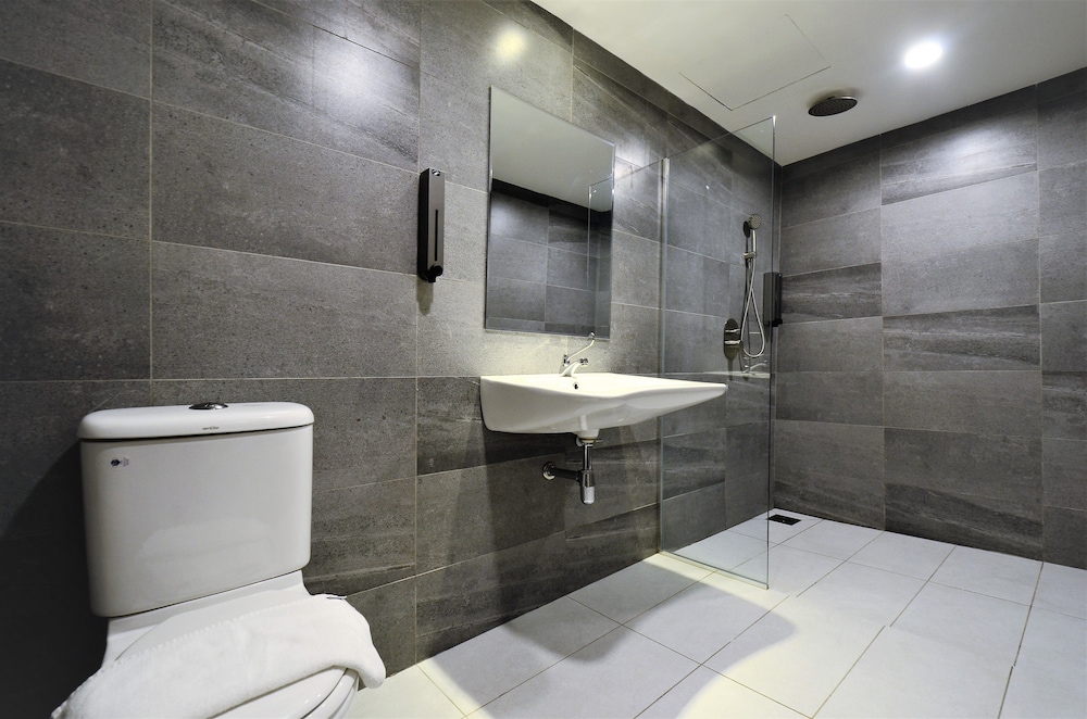 Artisan Eco Hotel 34/49
