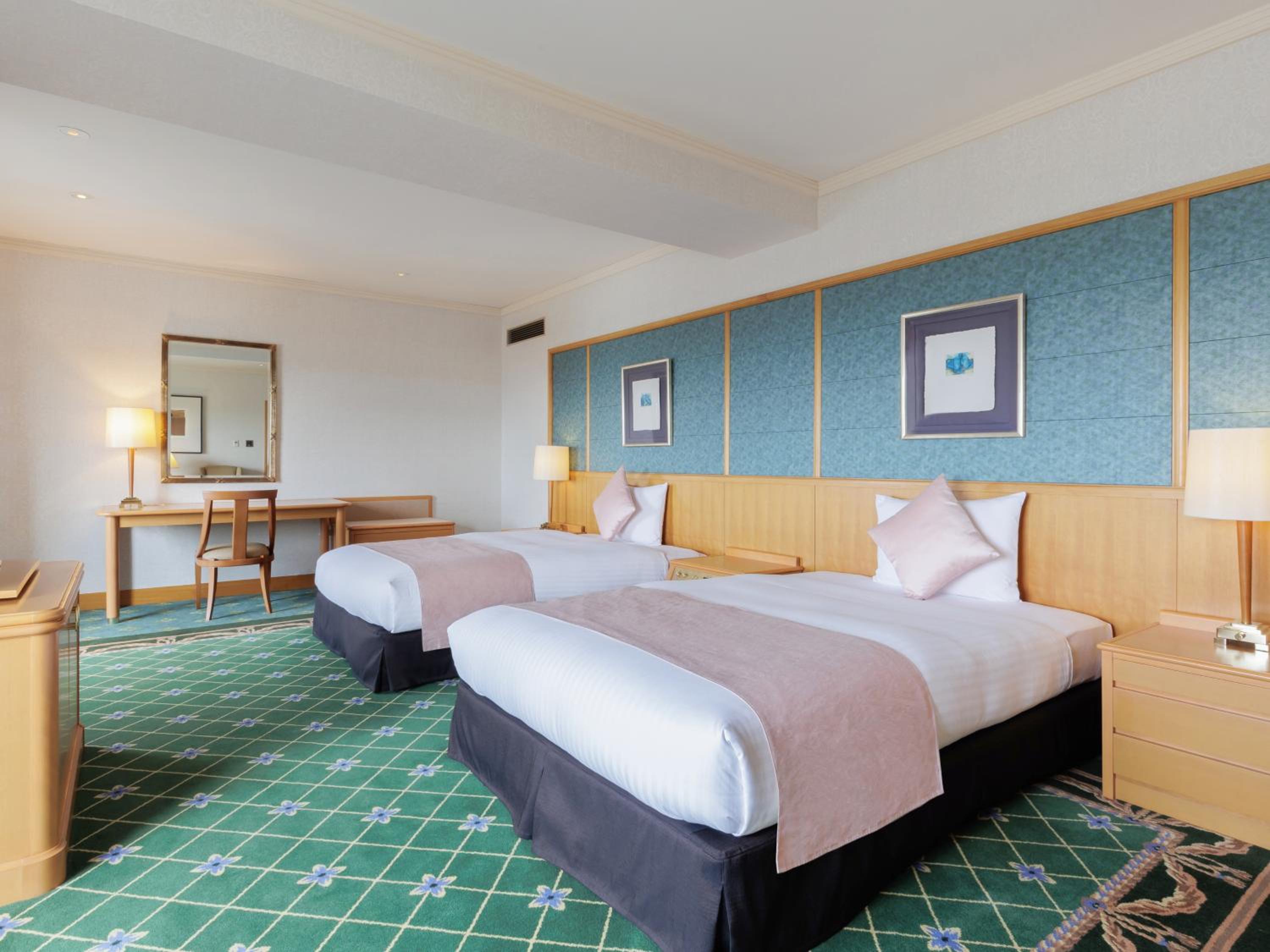 Deluxe, Suite