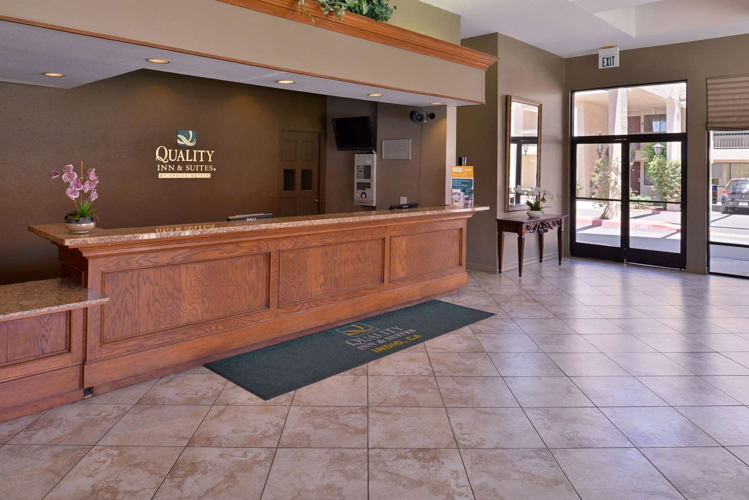 Signature Inn Indio I-10 Coachella Valley 6/36