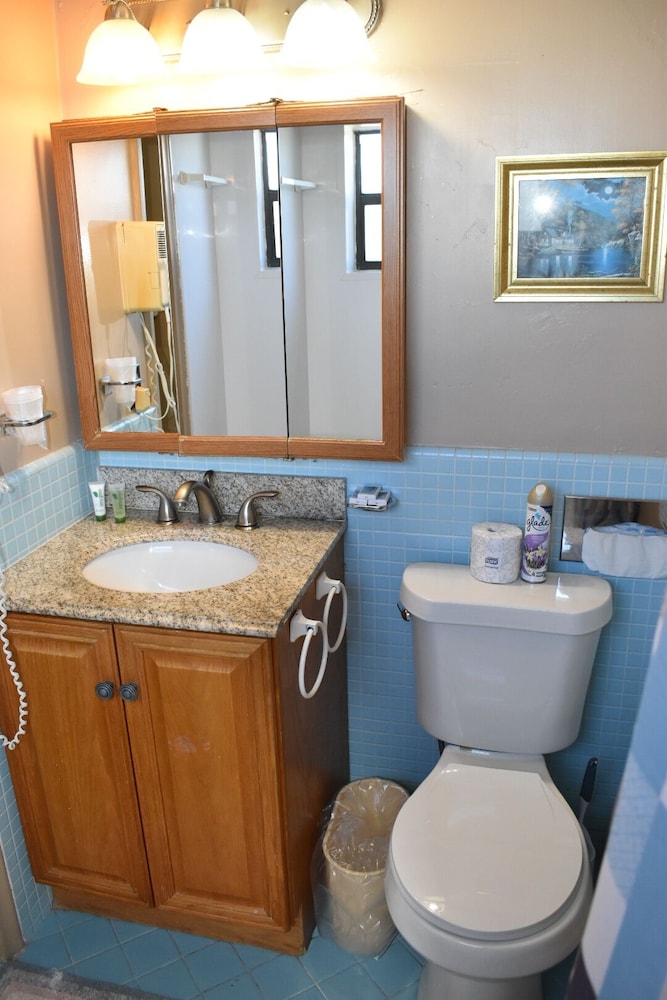 Avalon Resort 76/76