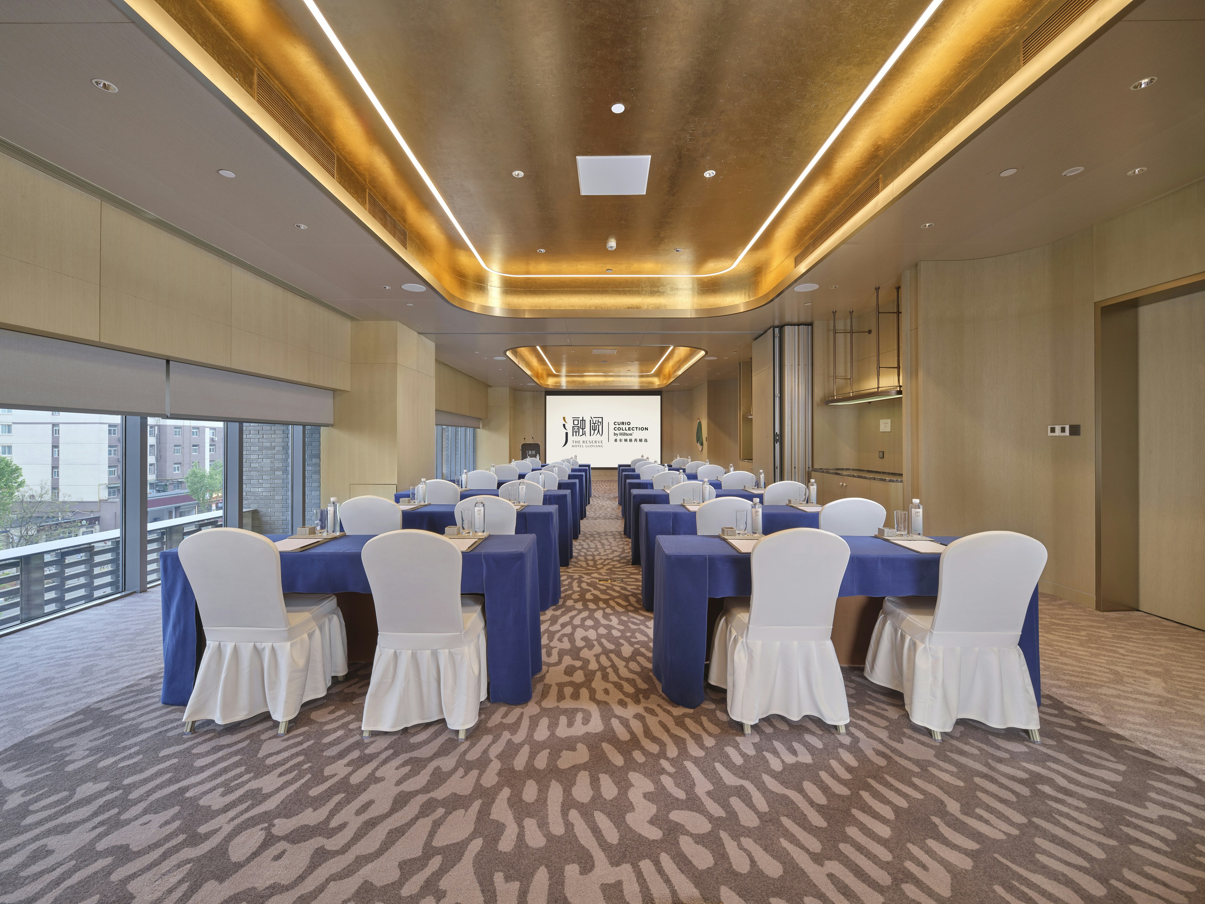 The Reserve Hotel Luoyang, Curio Collection by Hilton 47/51