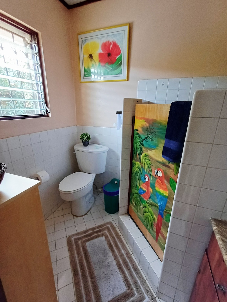 The Cariari Bed and Breakfast 49/50