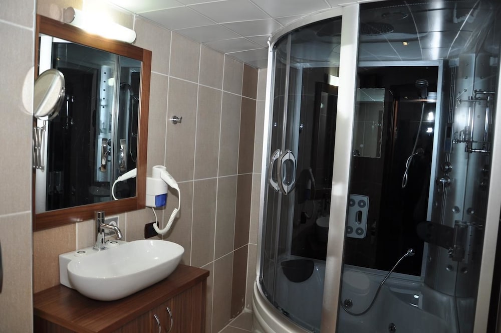 Simre Hotel 28/30