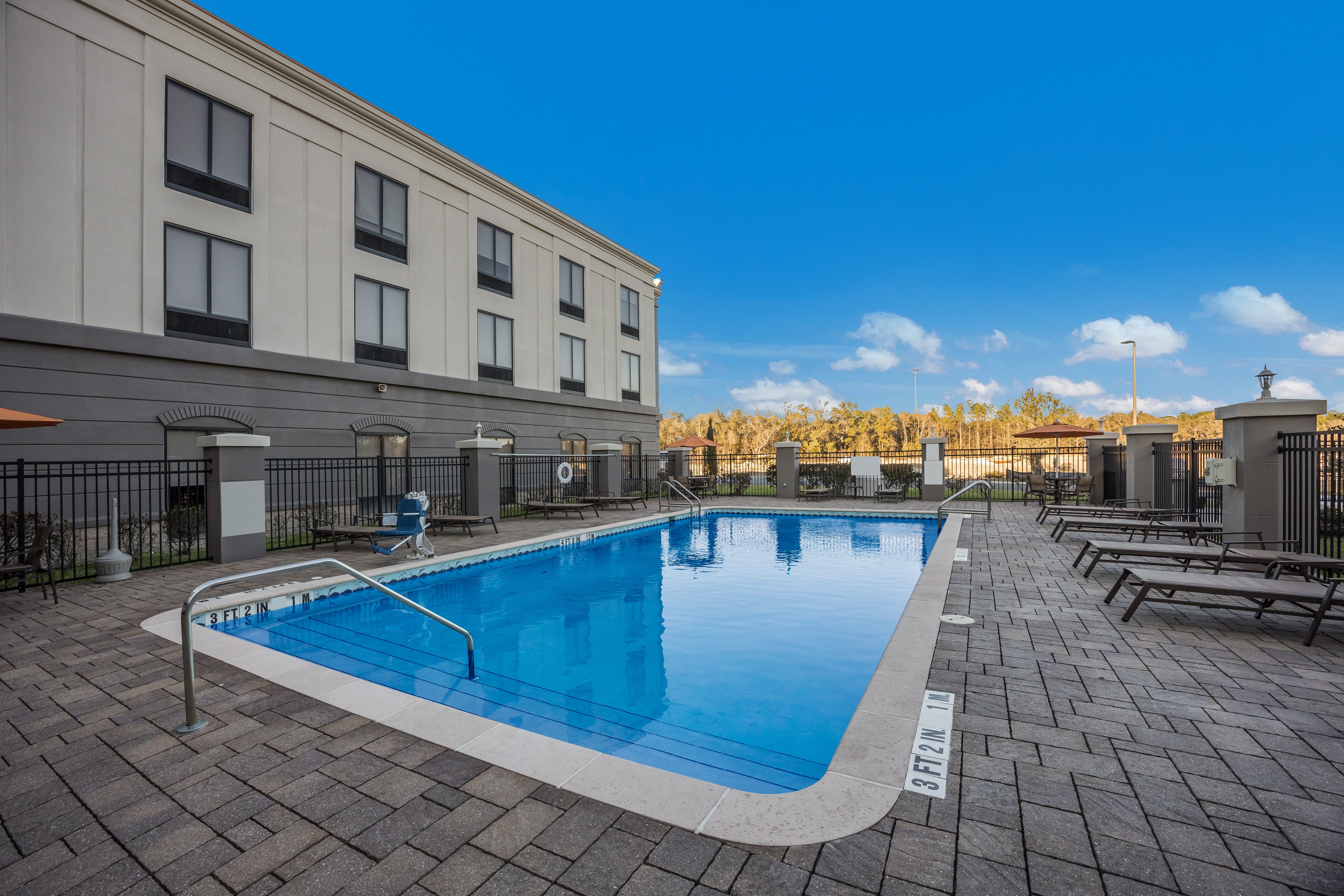 Holiday Inn Express Hotel And Suites Perry 46/48