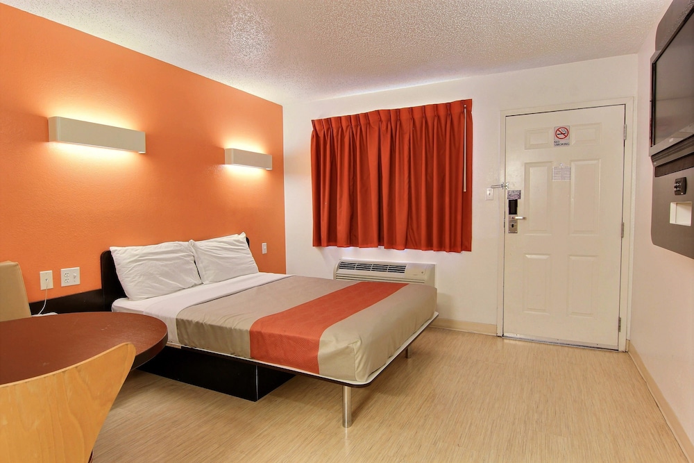 Motel6 Austin, TX 29/51