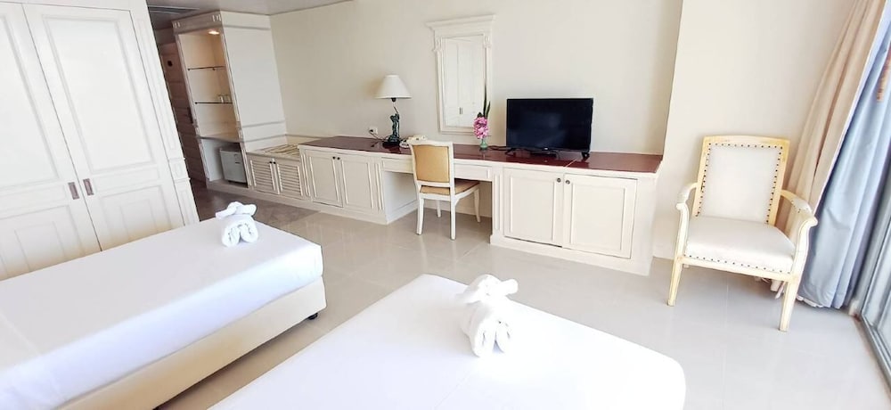 Adriatic Palace Pattaya 18/38