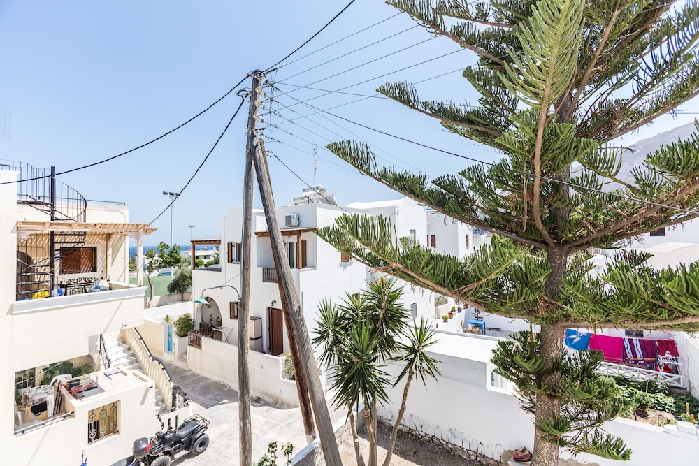 Fanouris Condo 18/22