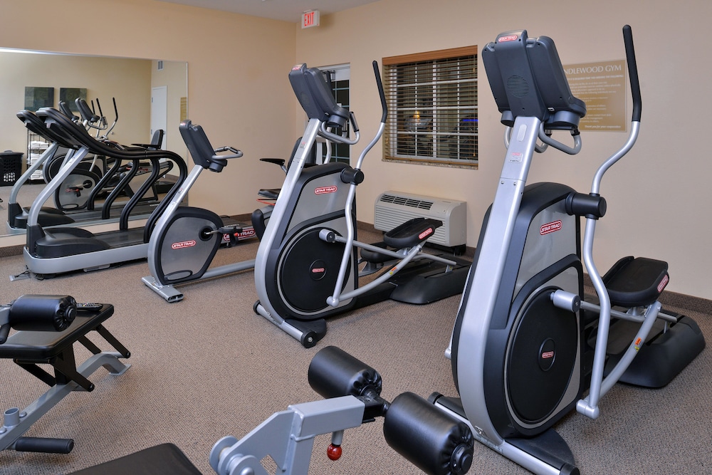 CANDLEWOOD SUITES WILLISTON 42/77