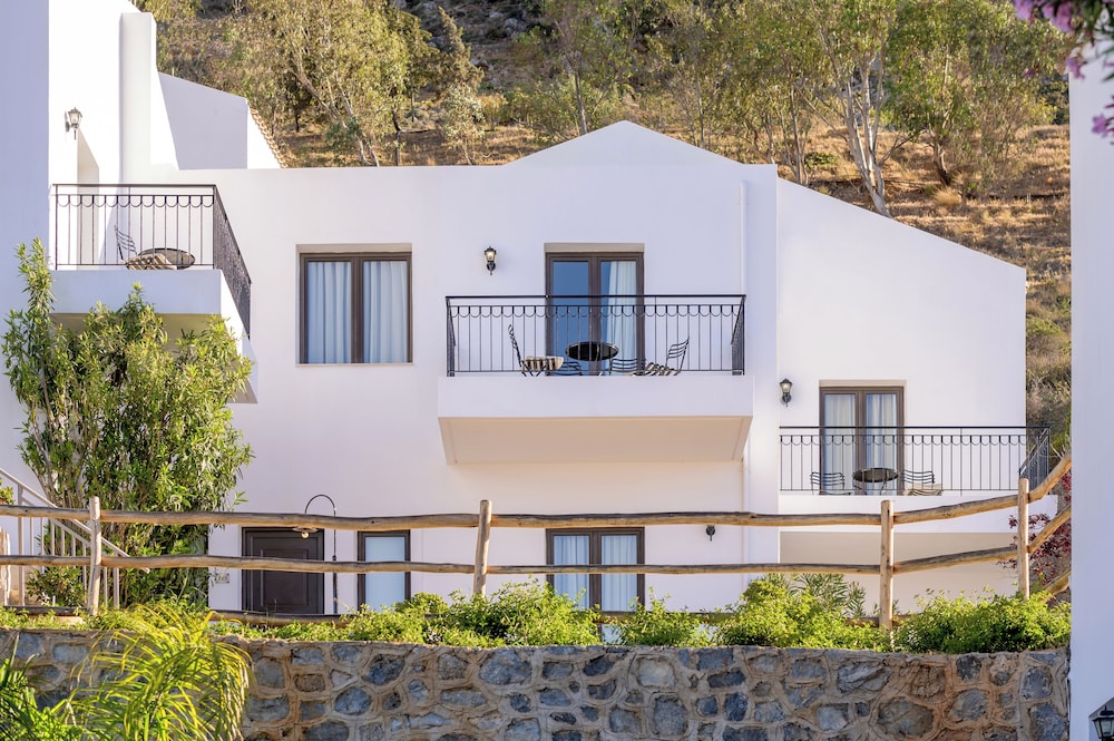 Creta Blue Boutique Hotel 2/48
