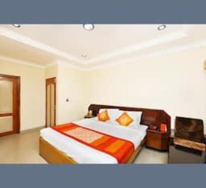 Hotel Gurupriya 6/17