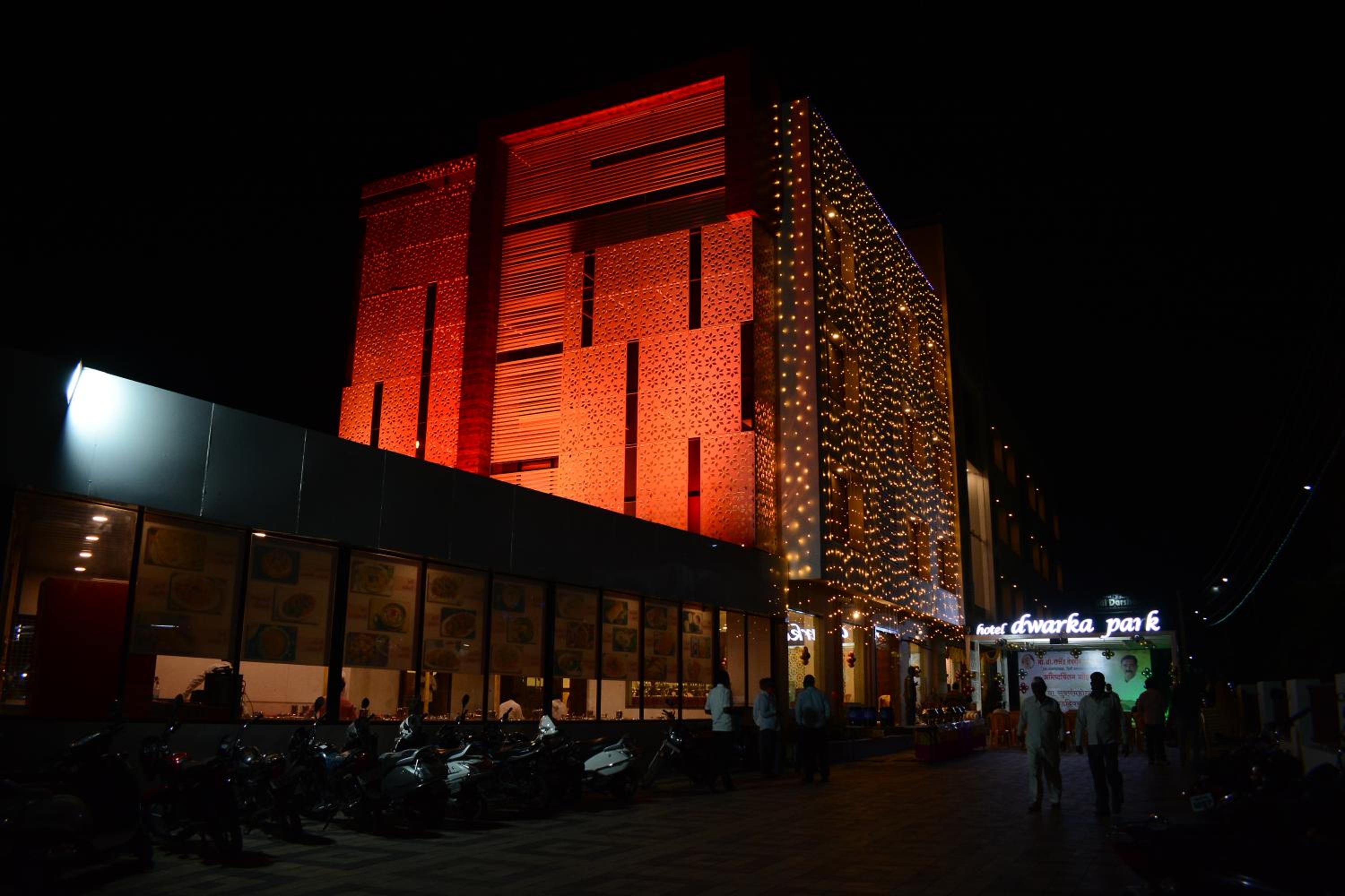 Hotel Dwarka Park 1/11