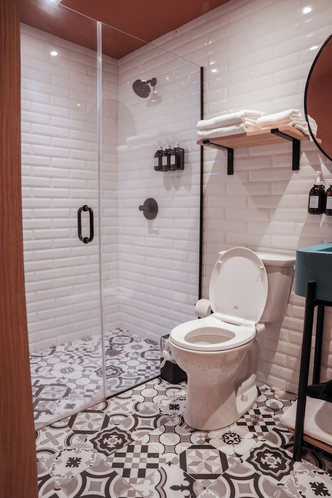 HiBird- Apartment and Suites Hotel 50/50