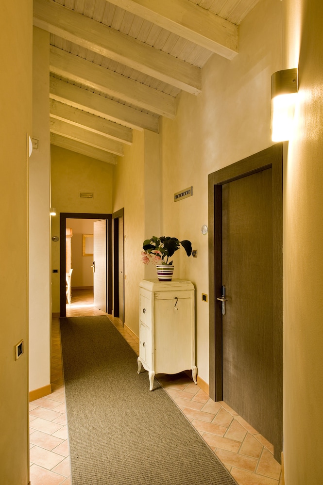 Hotel Noce 24/40