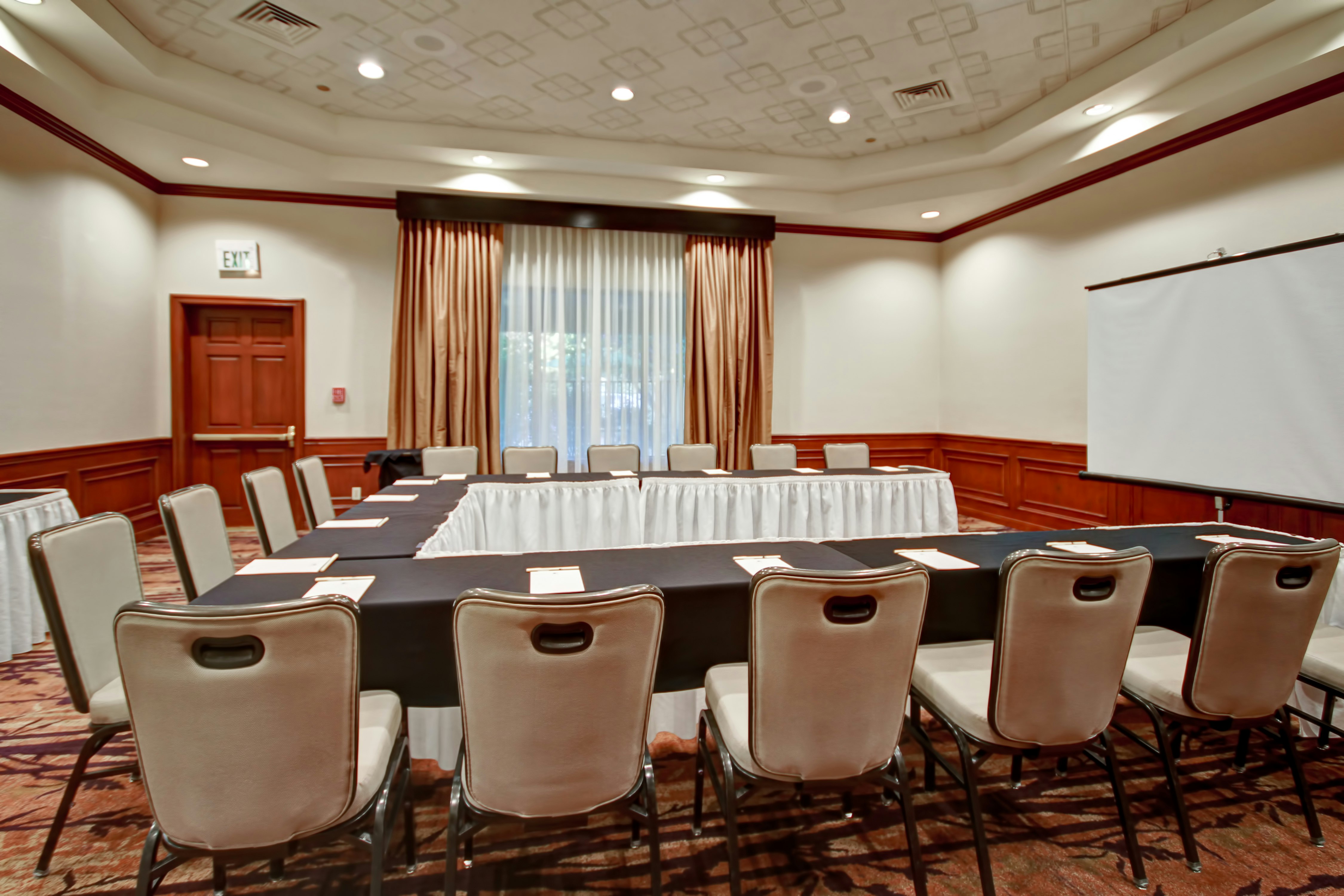 DoubleTree by Hilton Flagstaff 54/72