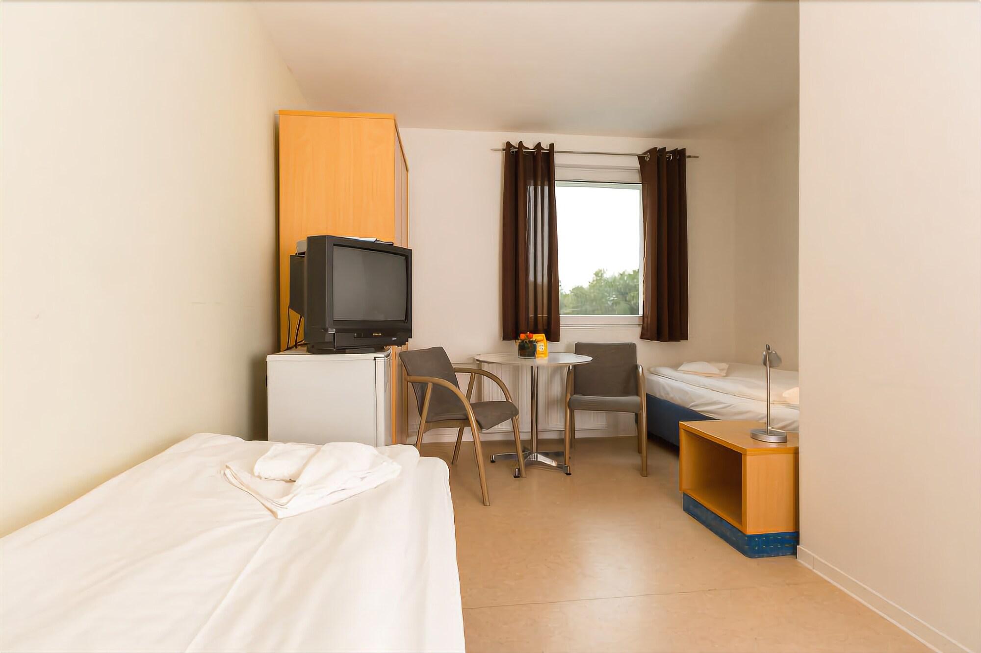 SKYHOTEL Merseburg 13/27