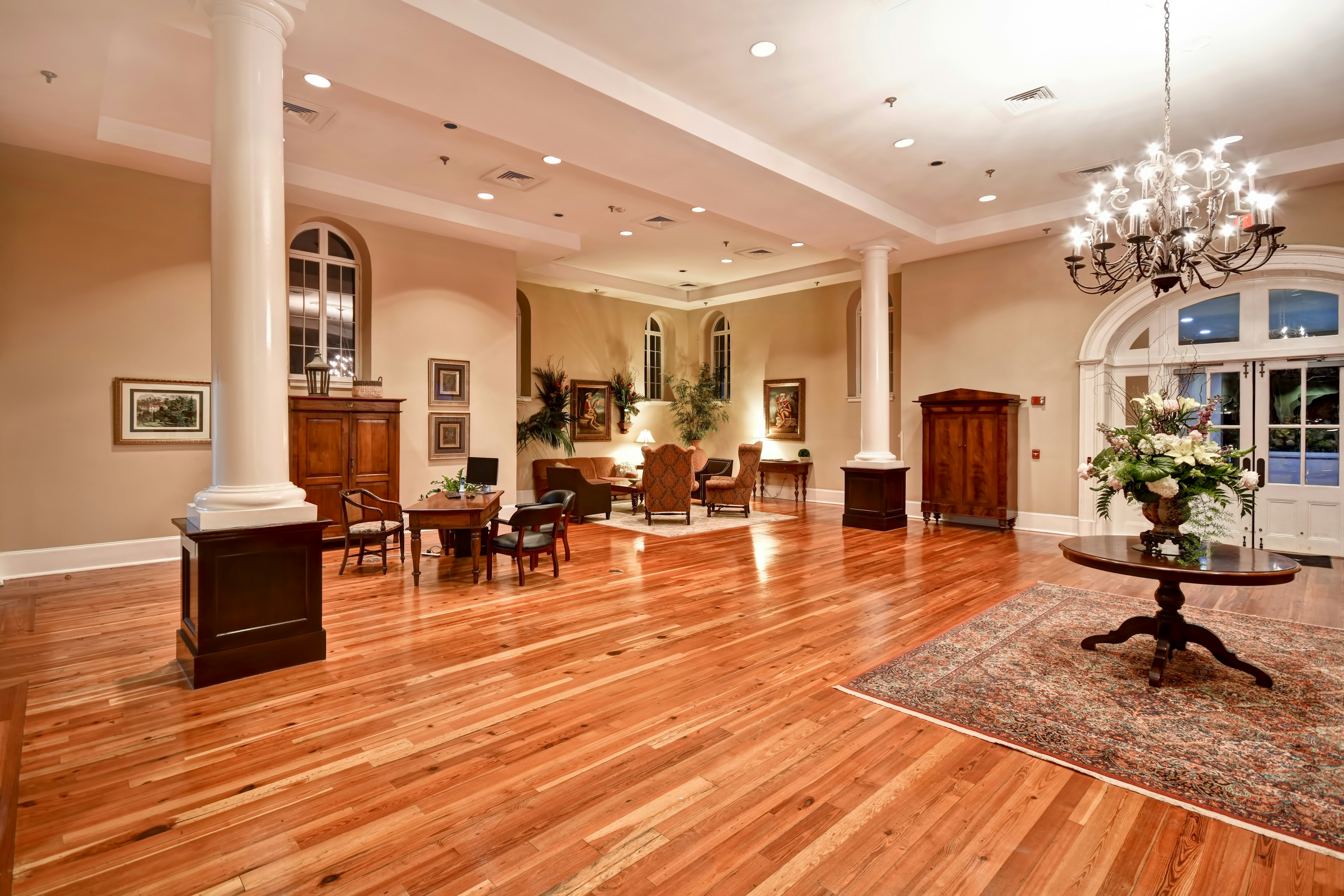 Embassy Suites Charleston Historic Charleston 12/25