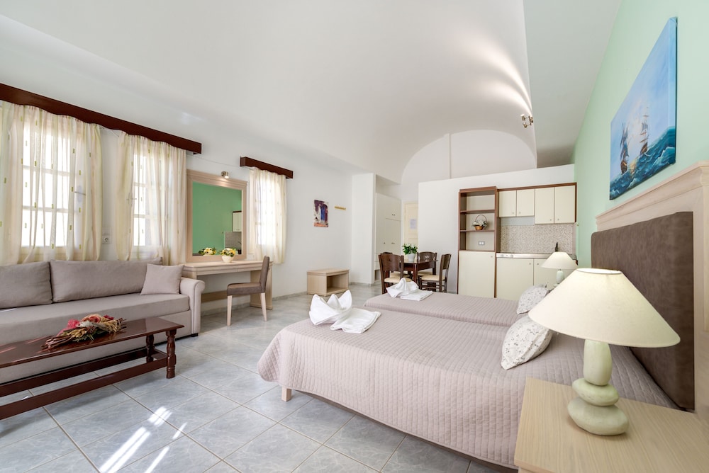 Scorpios Beach Hotel 26/63