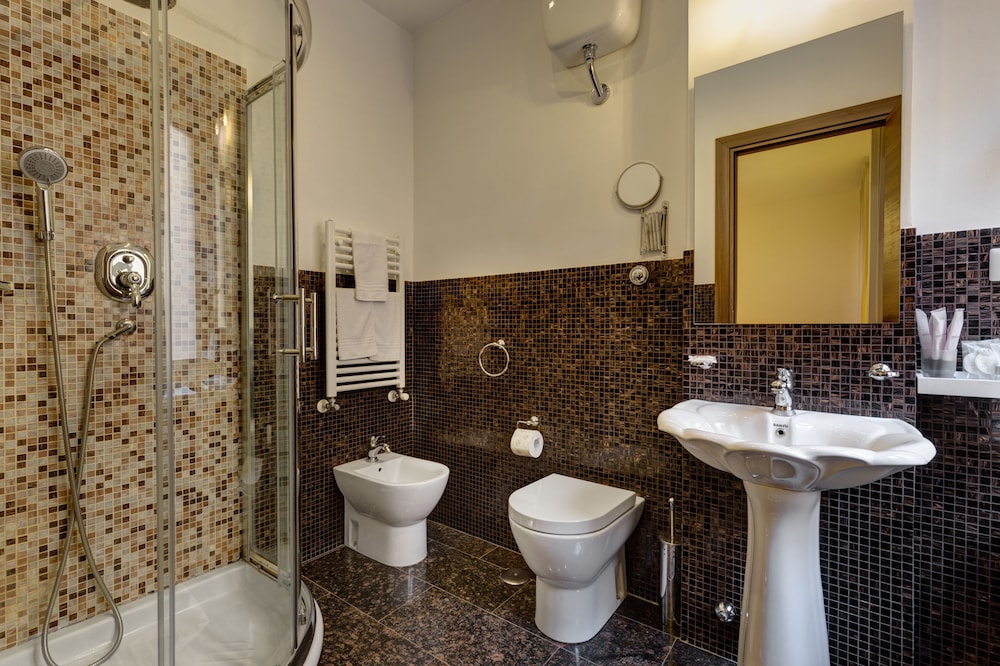 Little Rhome Suites 14/49