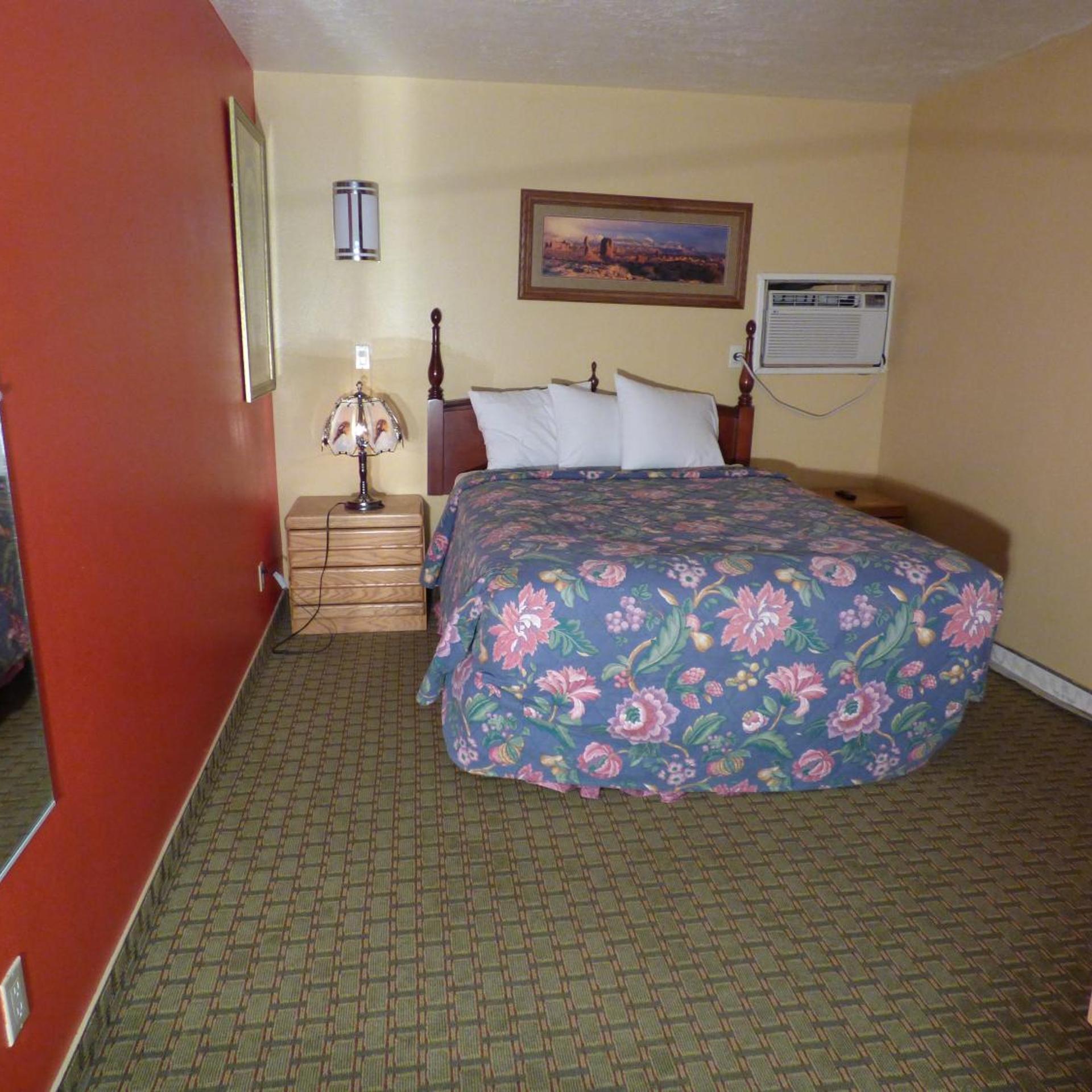 2 Bedrooms, Apartment