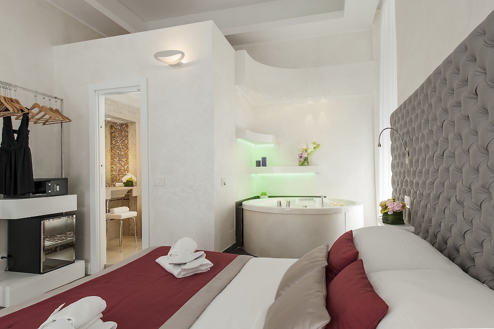 JUNIOR SUITE, DOUBLE BED